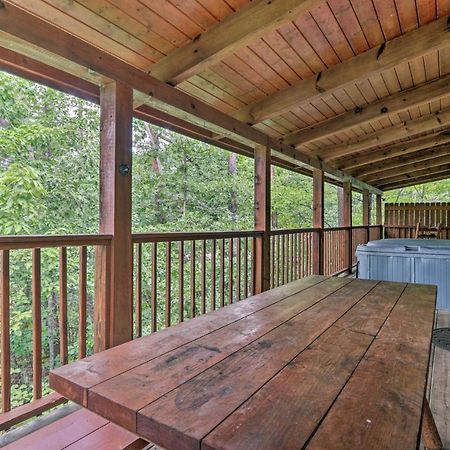 Cabin With Deck And Fireplace Less Than 3 Mi To Dollywood! Пиджен-Фордж Экстерьер фото