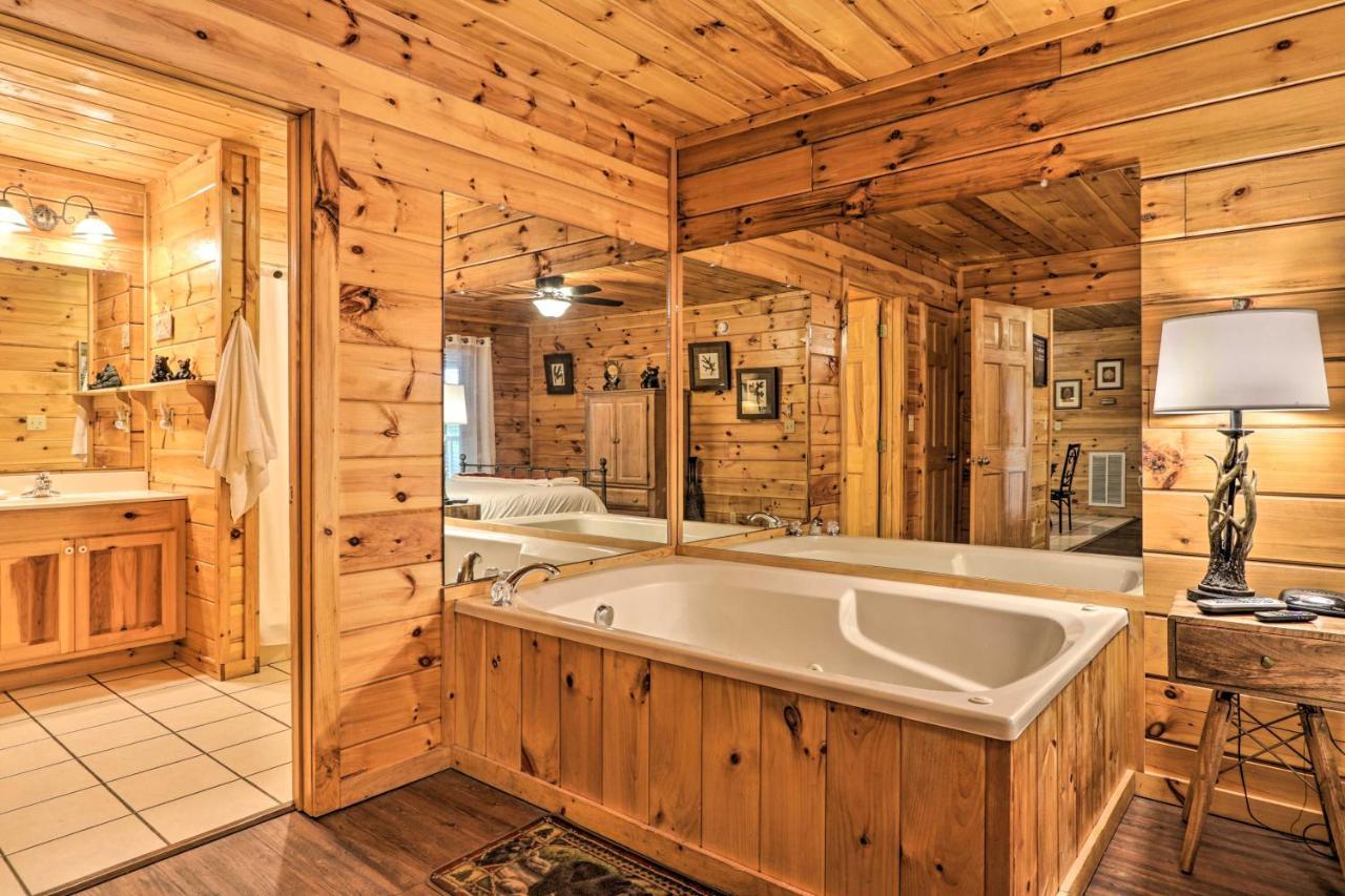 Cabin With Deck And Fireplace Less Than 3 Mi To Dollywood! Пиджен-Фордж Экстерьер фото